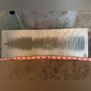 Metal Soundwave Halo by Beyoncé